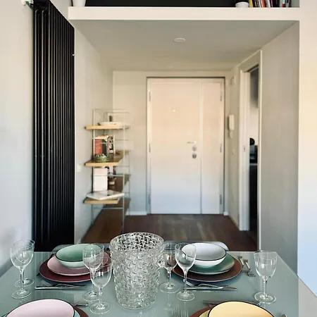 The Twenty - Villaggio Olimpico Apartment *