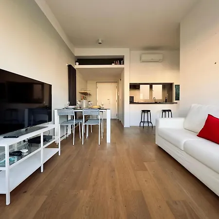The Twenty - Villaggio Olimpico Apartment *